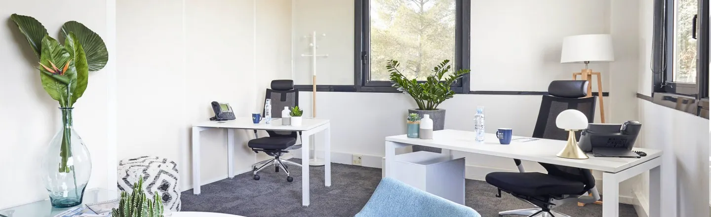 espace de travail flexible à aix-en-provence mitwit coworking bureau reunion et domiciliation
