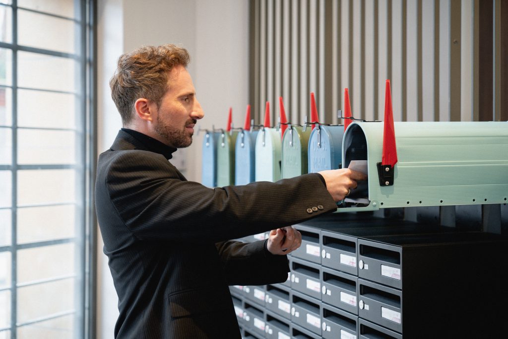 Domiciliation d'entreprise et bureau virtuel en France, Belgique et Suisse