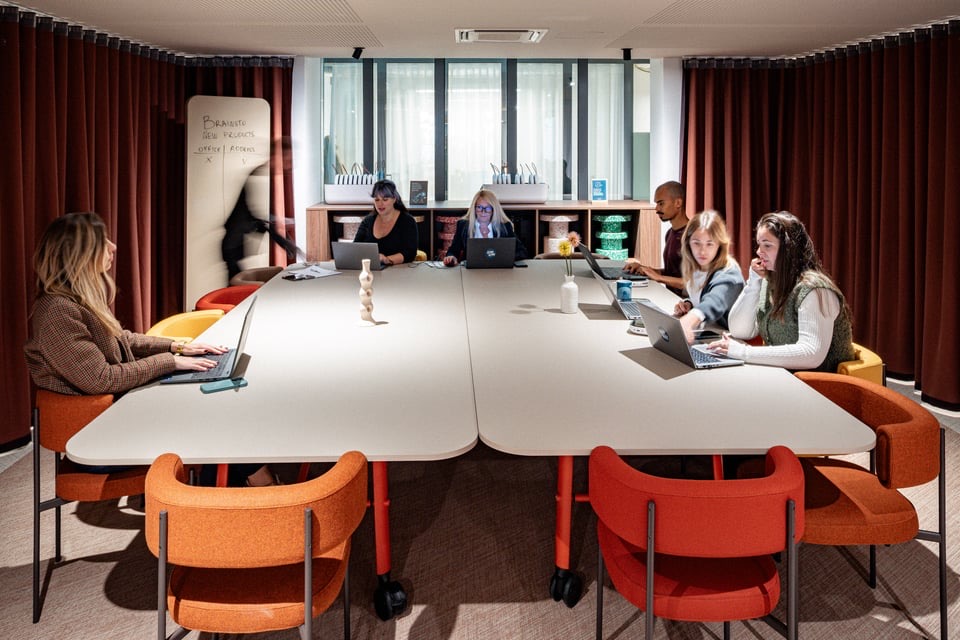 Espace de coworking à Paris 9 dans le quartier de St lazare Rue de la Victoire